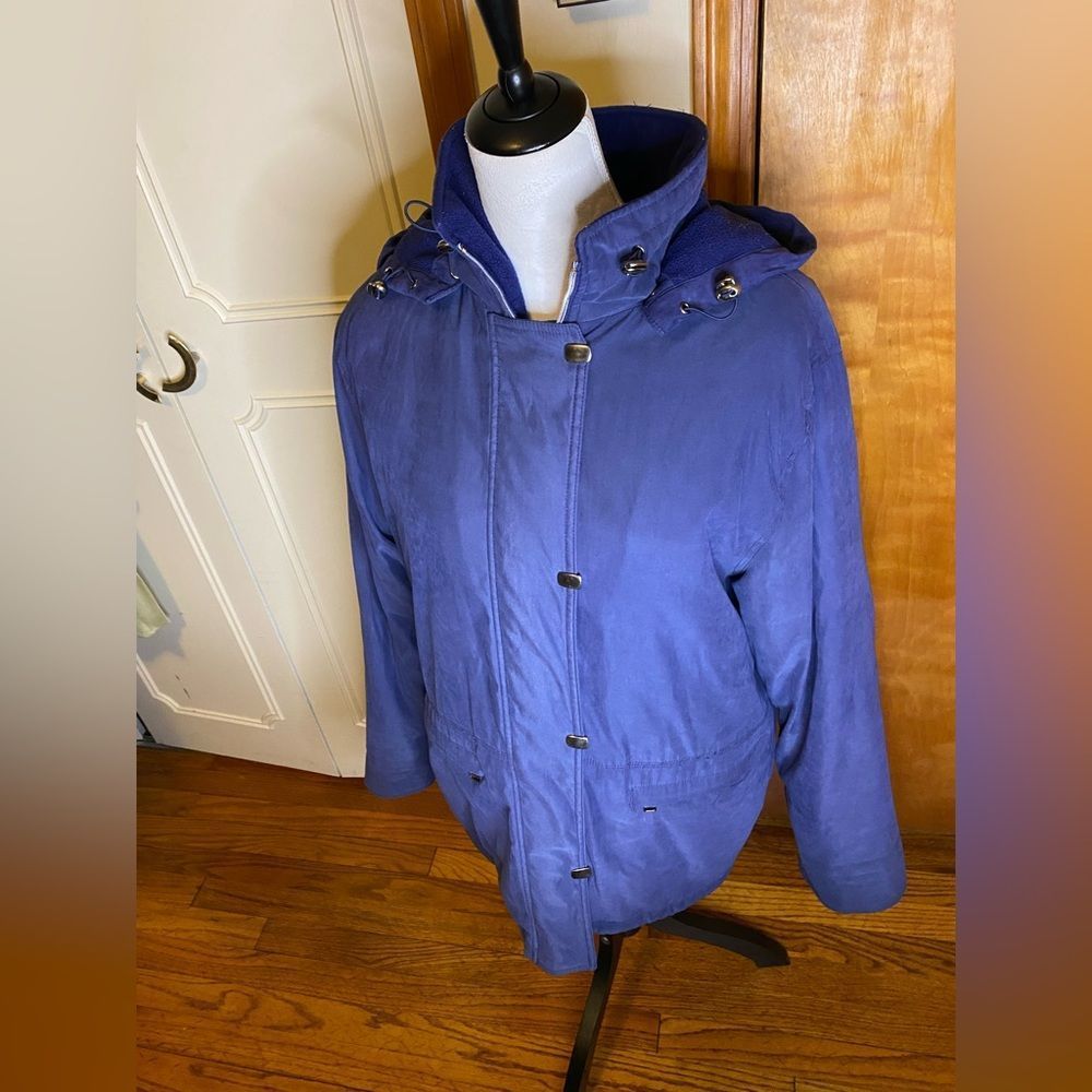 Woman’s jacket - Picture 2 of 9
